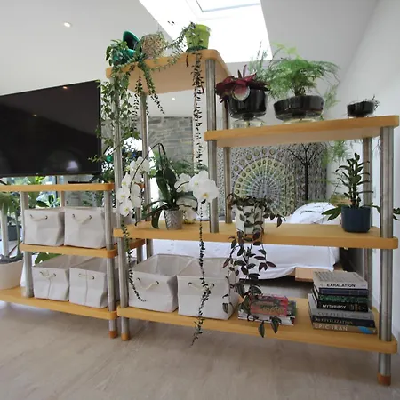 The Old Poolhouse Beetham