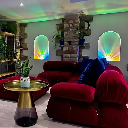 The Old Poolhouse Bentham